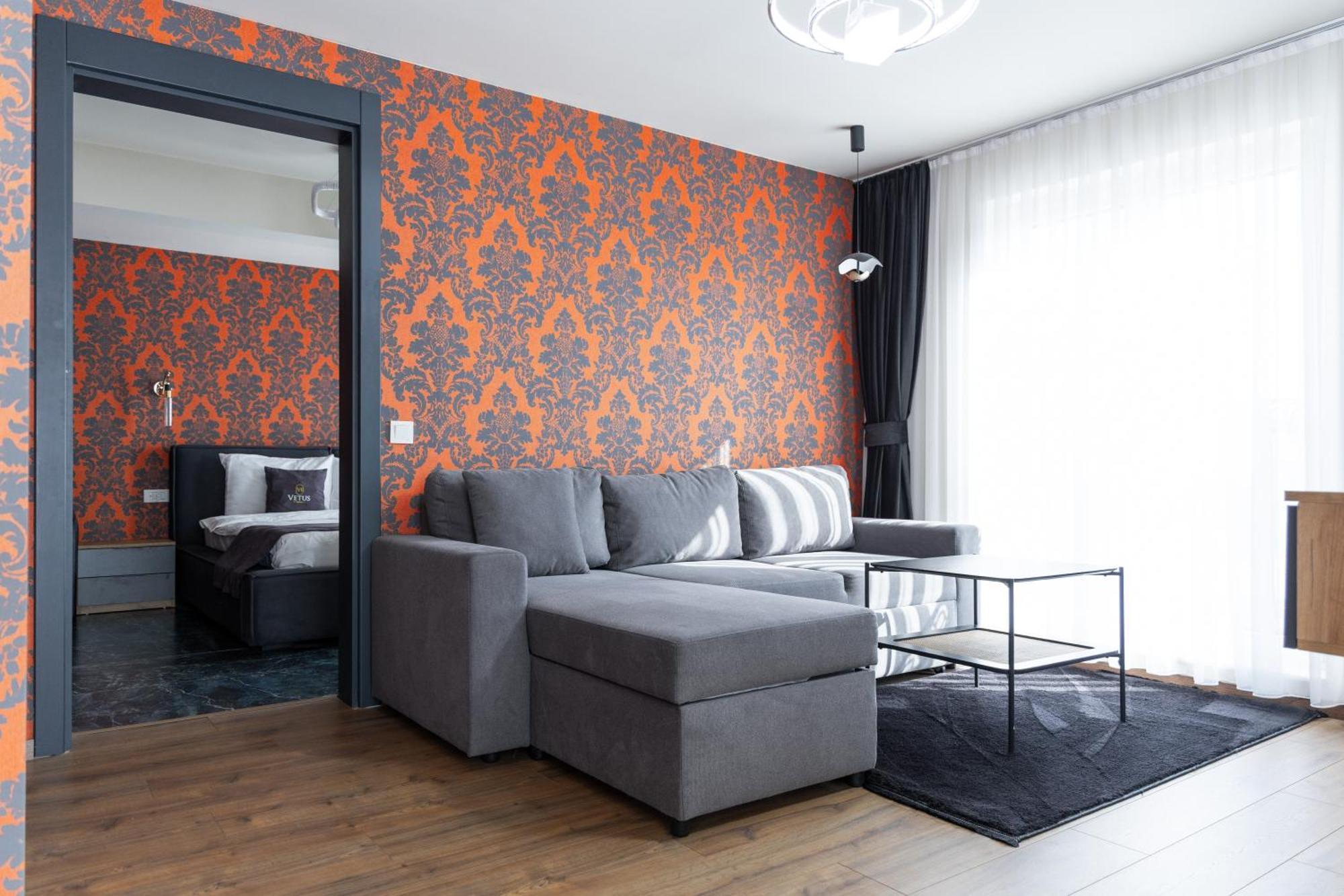 Vetus Hotel Приштина Екстер'єр фото