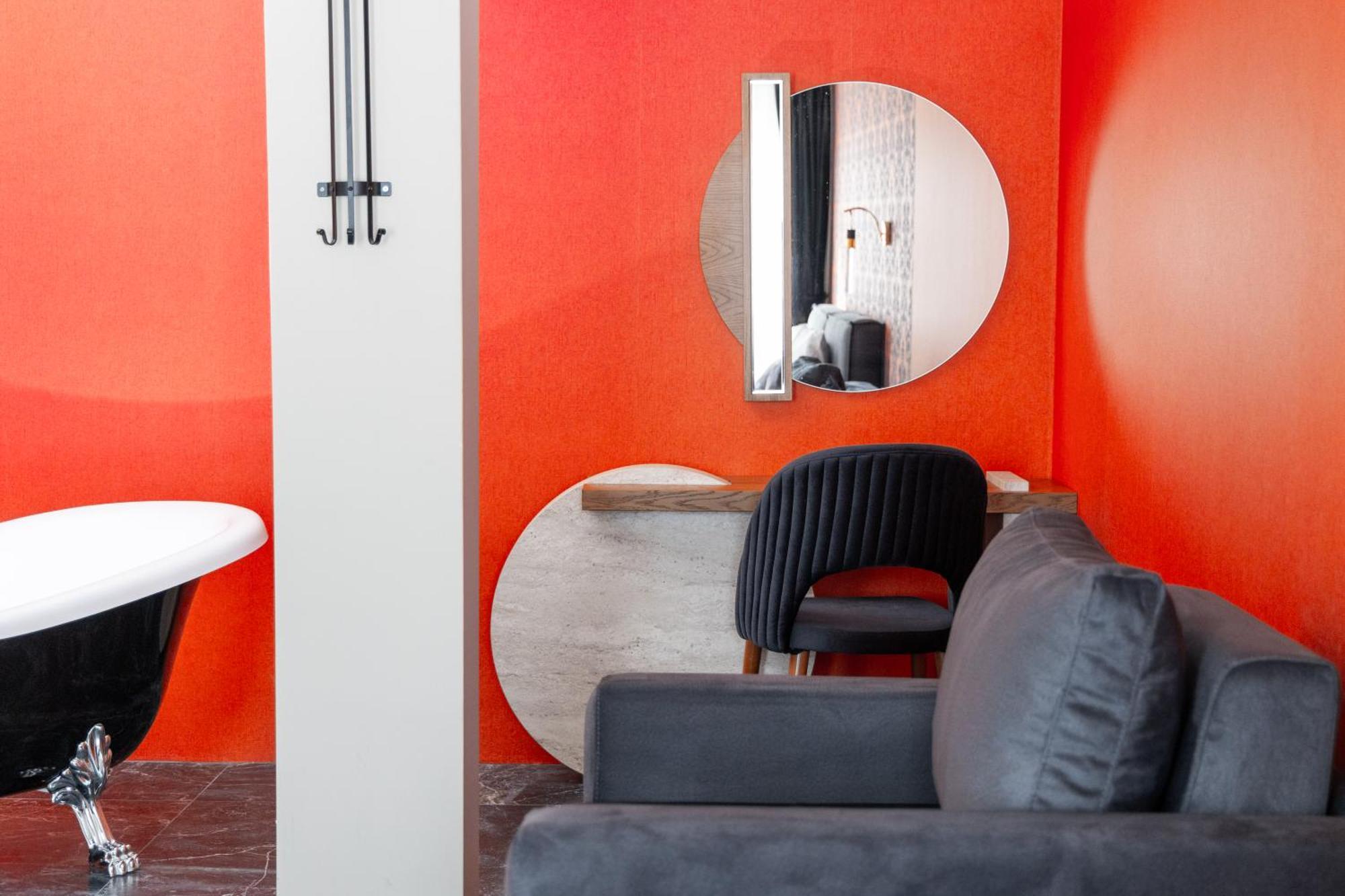 Vetus Hotel Приштина Екстер'єр фото